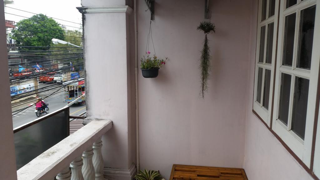 Phuket Blue Hostel Exteriör bild