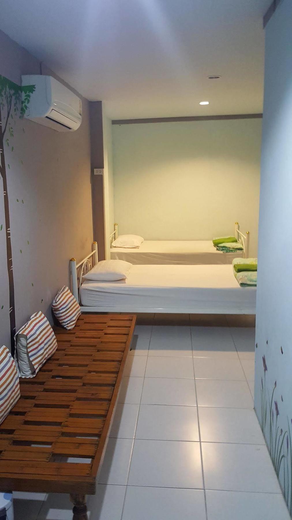Phuket Blue Hostel Exteriör bild